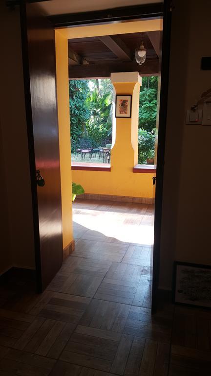 Casa Menezes - A Heritage Goan Homestay バンボリム 部屋 写真