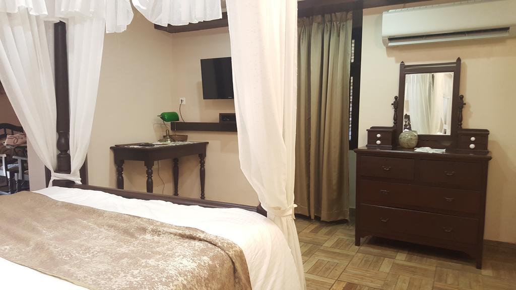 Casa Menezes - A Heritage Goan Homestay バンボリム 部屋 写真