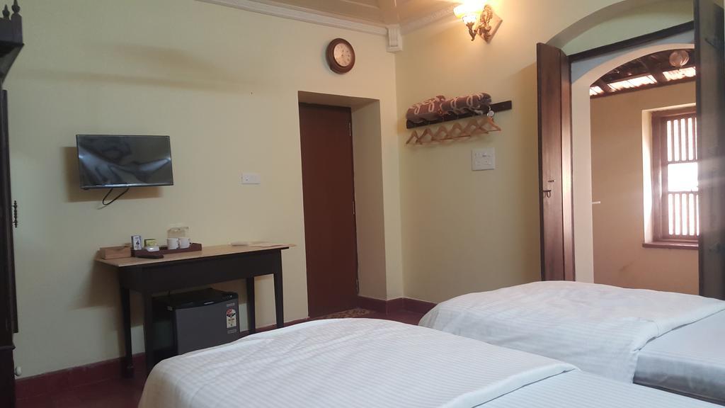 Casa Menezes - A Heritage Goan Homestay バンボリム 部屋 写真