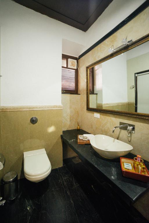 Casa Menezes - A Heritage Goan Homestay バンボリム エクステリア 写真