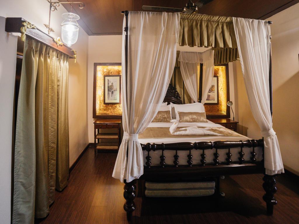 Casa Menezes - A Heritage Goan Homestay バンボリム エクステリア 写真