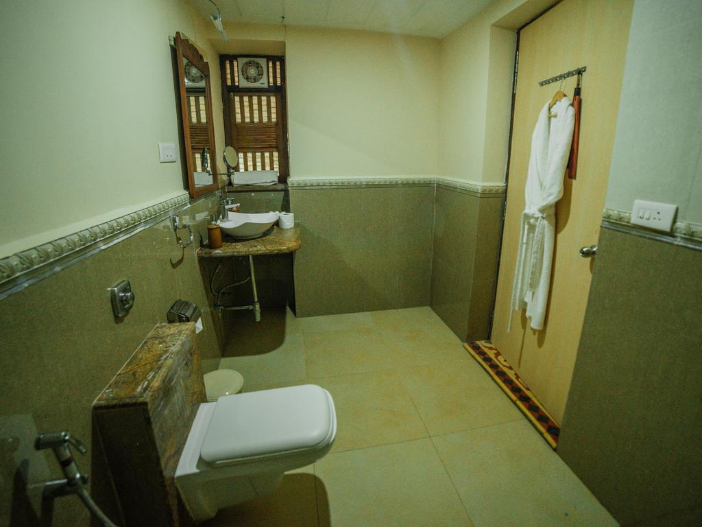Casa Menezes - A Heritage Goan Homestay バンボリム エクステリア 写真